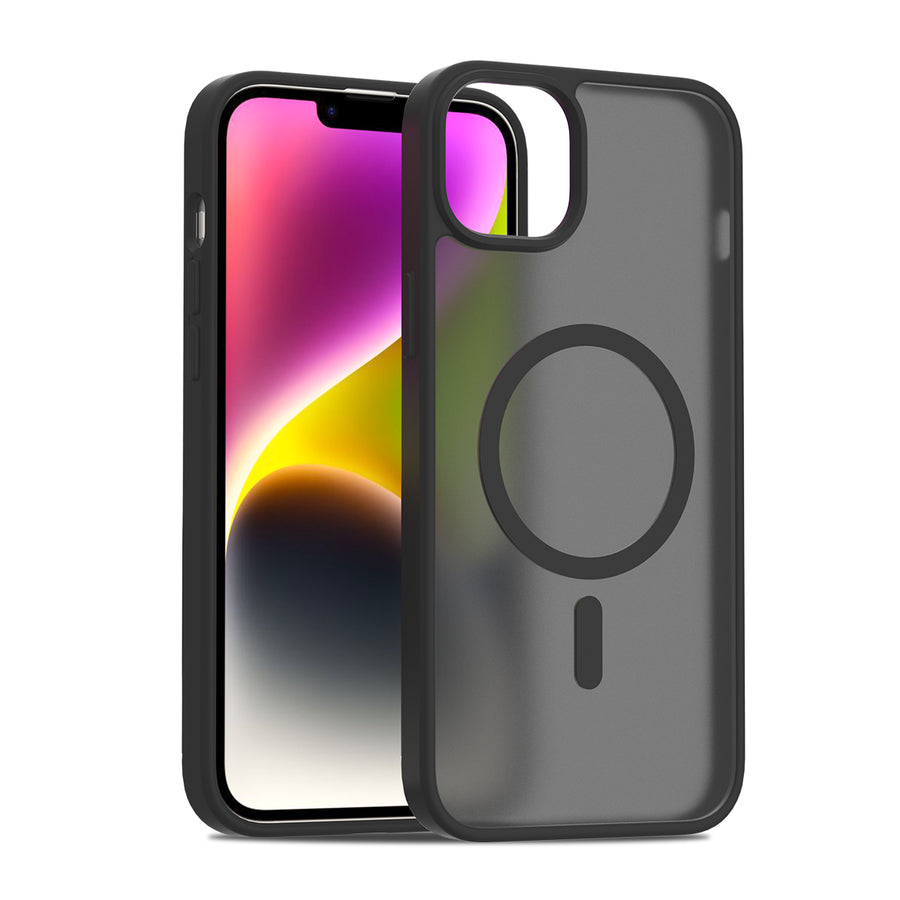 Fe'nomenal iPhone 14 Plus ColorShield Backcover met MagSafe - Zwart, hoesje op het toestel